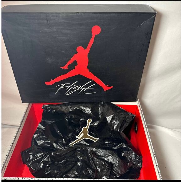 Size 7 - Nike Air Jordan 4 Retro GS Black Cat 2020 Men's Shoes - Picture 10 of 10